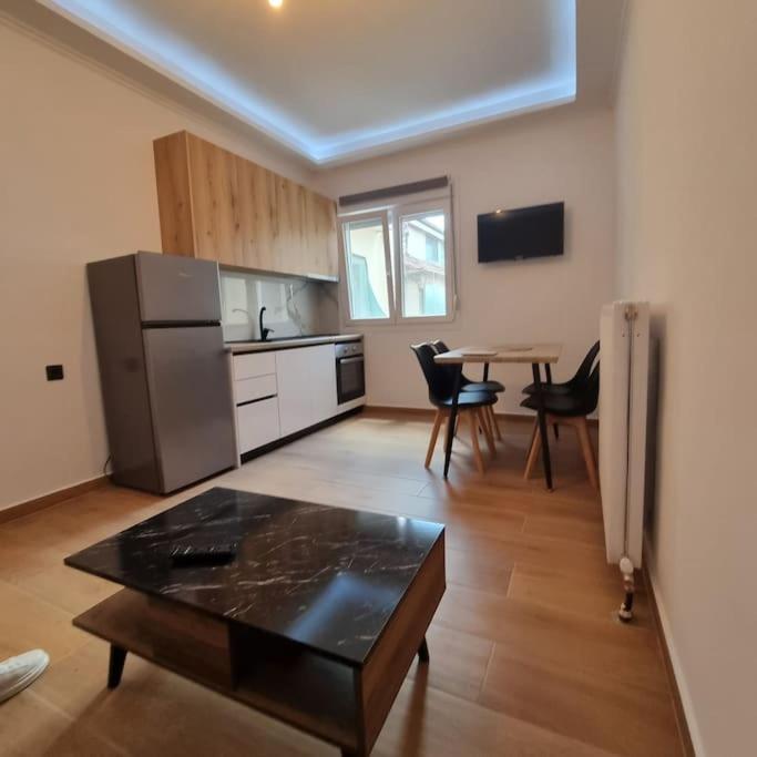 פטולמאידה Thanos Apartment מראה חיצוני תמונה
